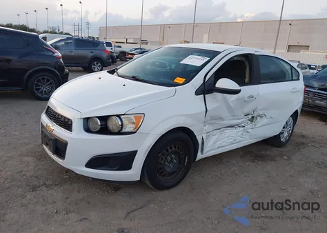 2015 Chevrolet Sonic Ls Auto z USA, uszkodzony, nr VIN 1G1JA5SH0F4146734